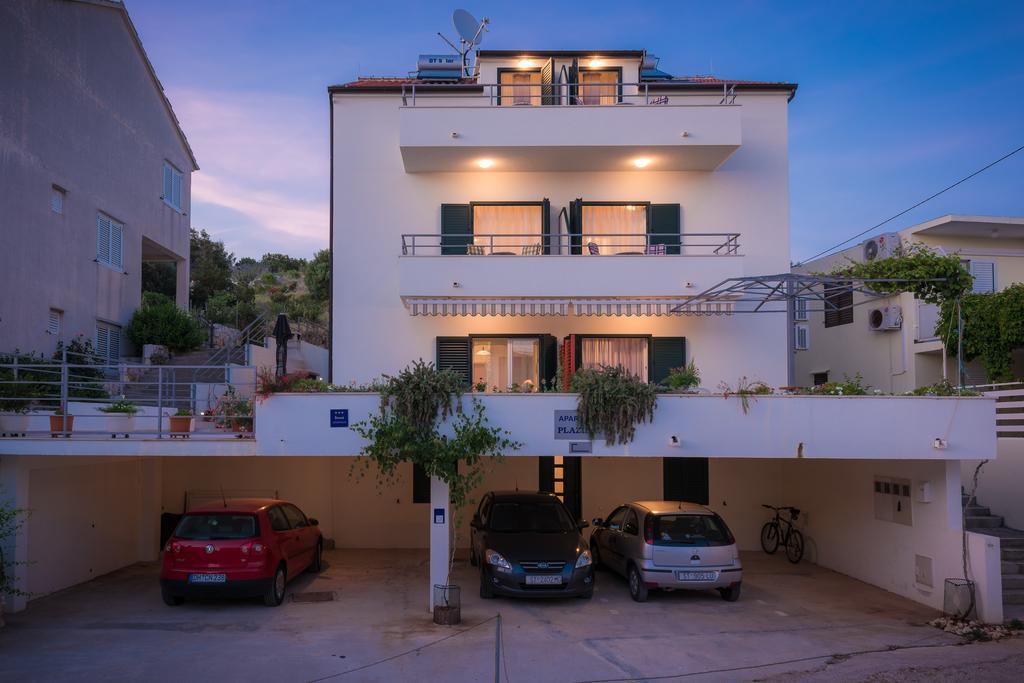 Apartments Plazibat Hvar Town Buitenkant foto